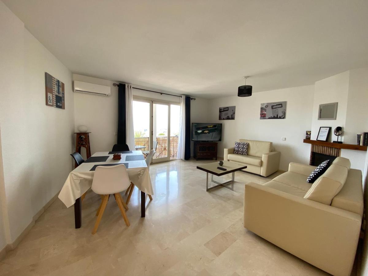 דירות פינסטראט Apartamento Golf Bahia 37 מראה חיצוני תמונה