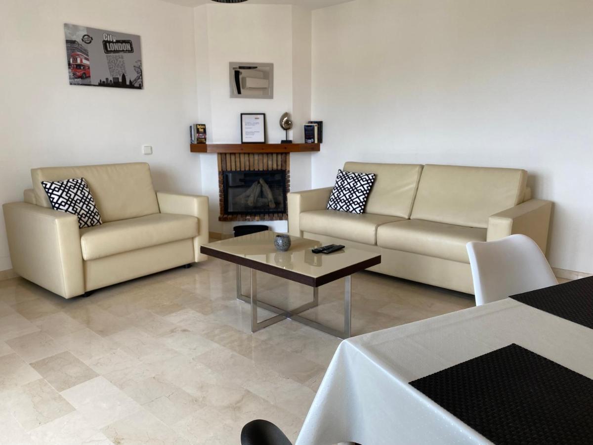 דירות פינסטראט Apartamento Golf Bahia 37 מראה חיצוני תמונה